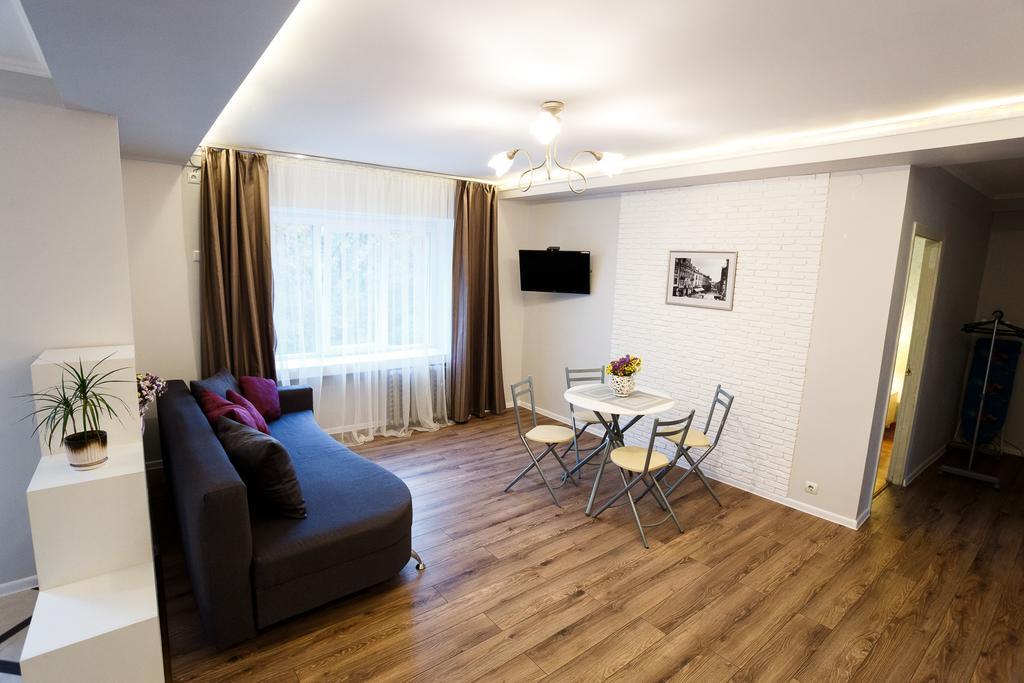 Chornovola Avenue Apartment Lviv Bagian luar foto