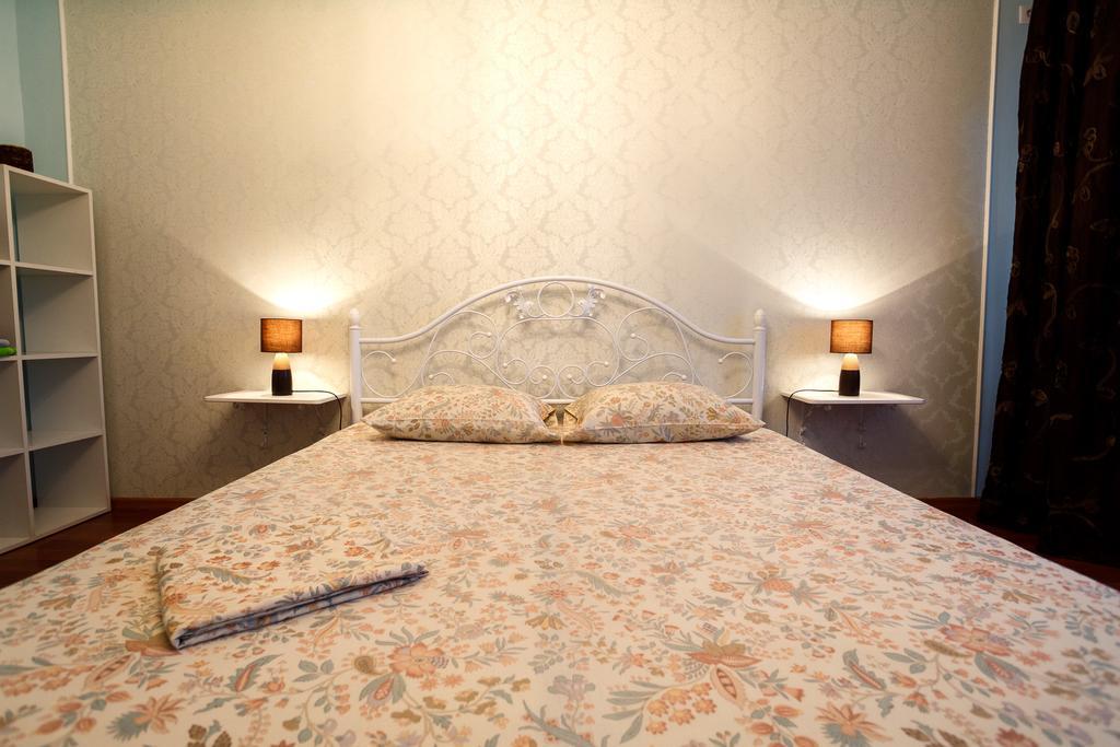 Chornovola Avenue Apartment Lviv Bagian luar foto